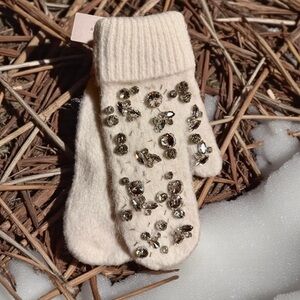 Anthropologie Embellished Cream Mittens